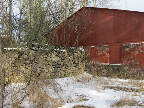 fieldstone wall