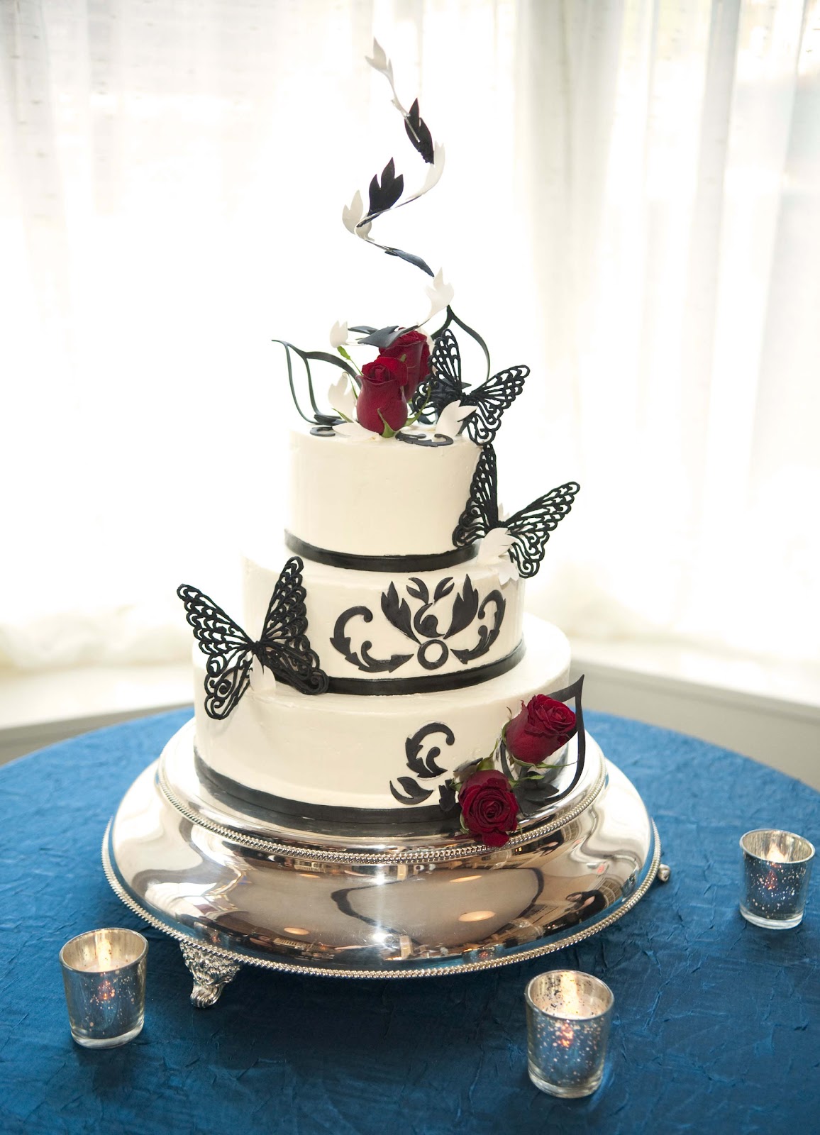 What are The Divas doing?!!! A Day in the Life of The Divas