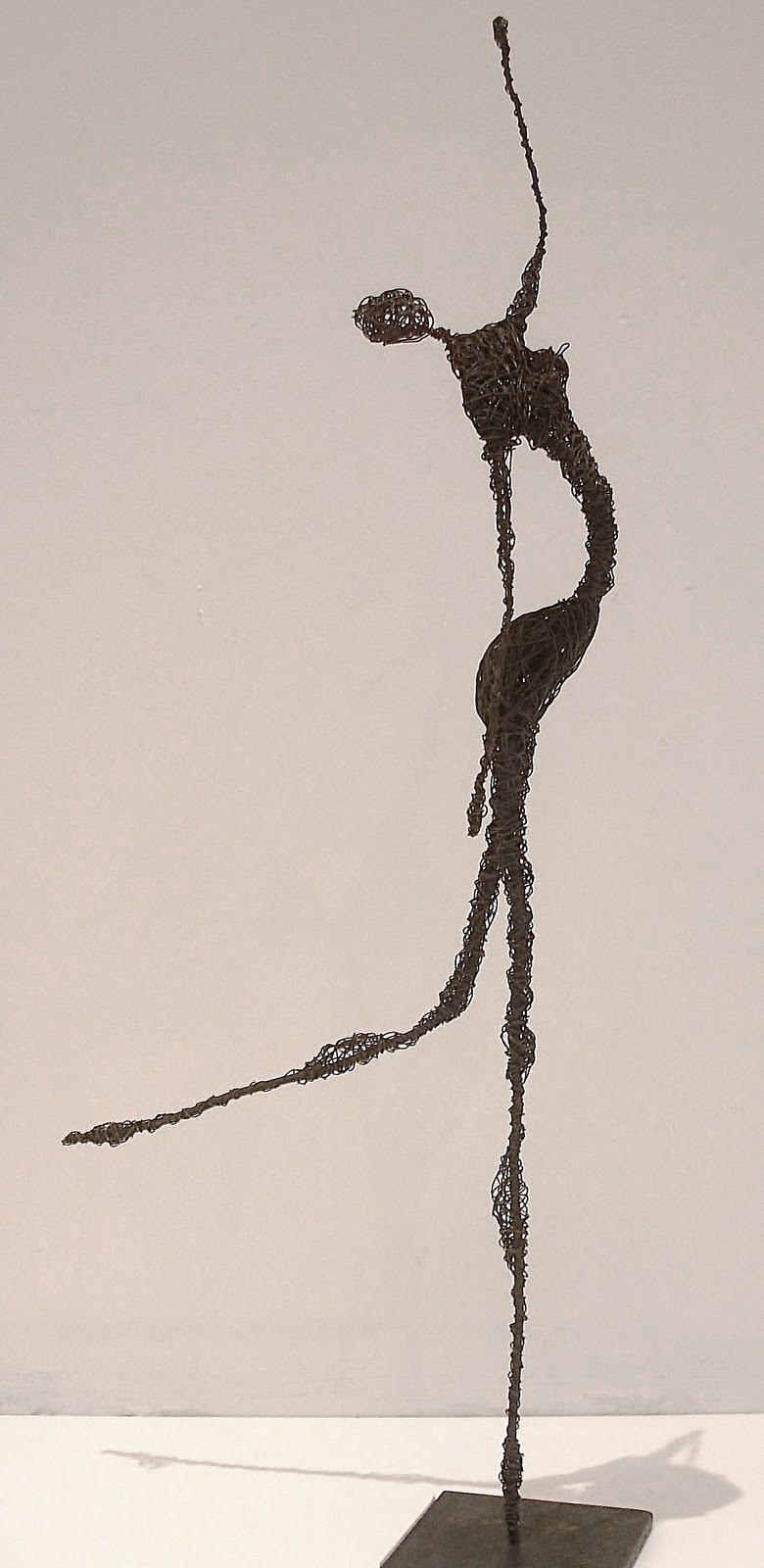 3D art from wire | It's all about the THE LIFE THEORY - laugh as much