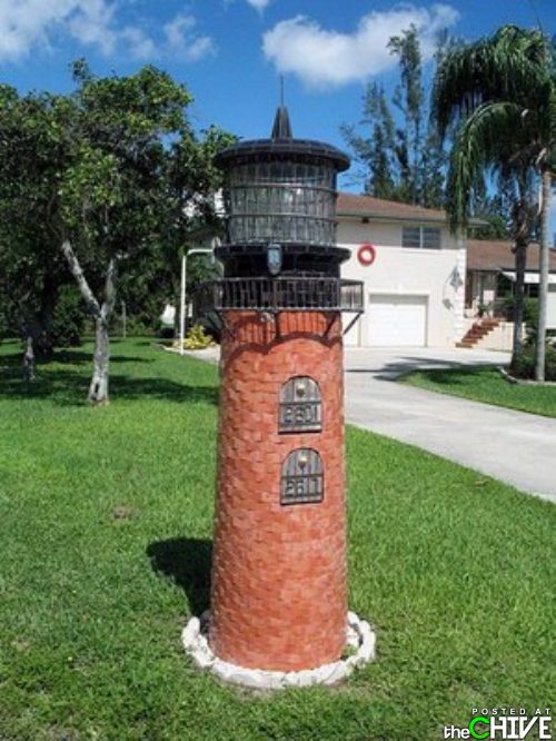 Innova Weird Mailboxes (22 Photos)