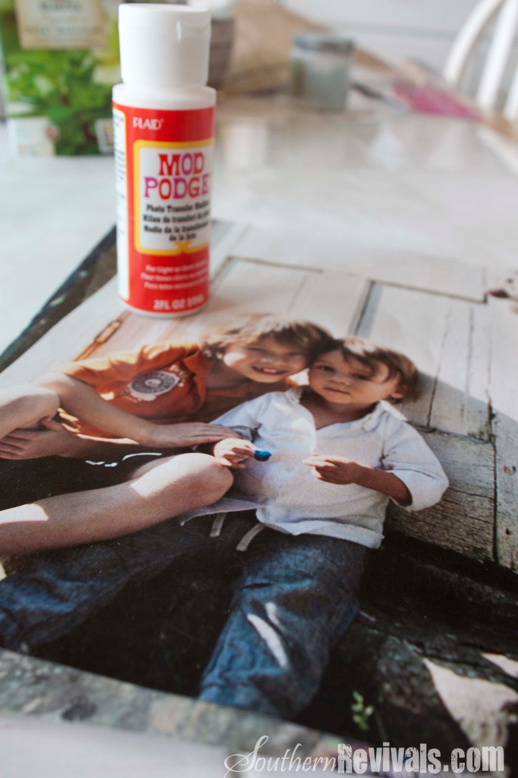 DIY Pallet Photo Frames & Photo Transfer Technique