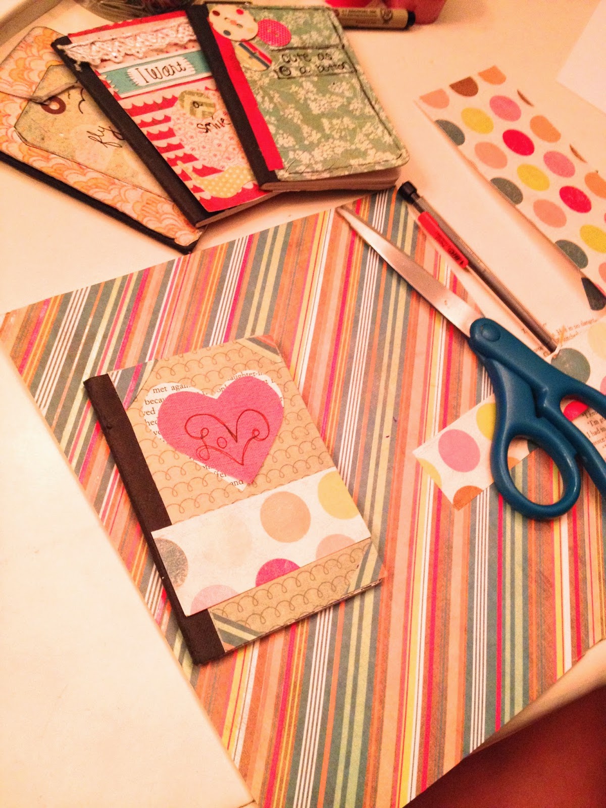 DIY Adorable Mini Composition Books!! Daily Diversions
