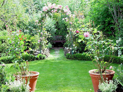 Create a Beautiful Garden Flowers Decoration - Shhozz