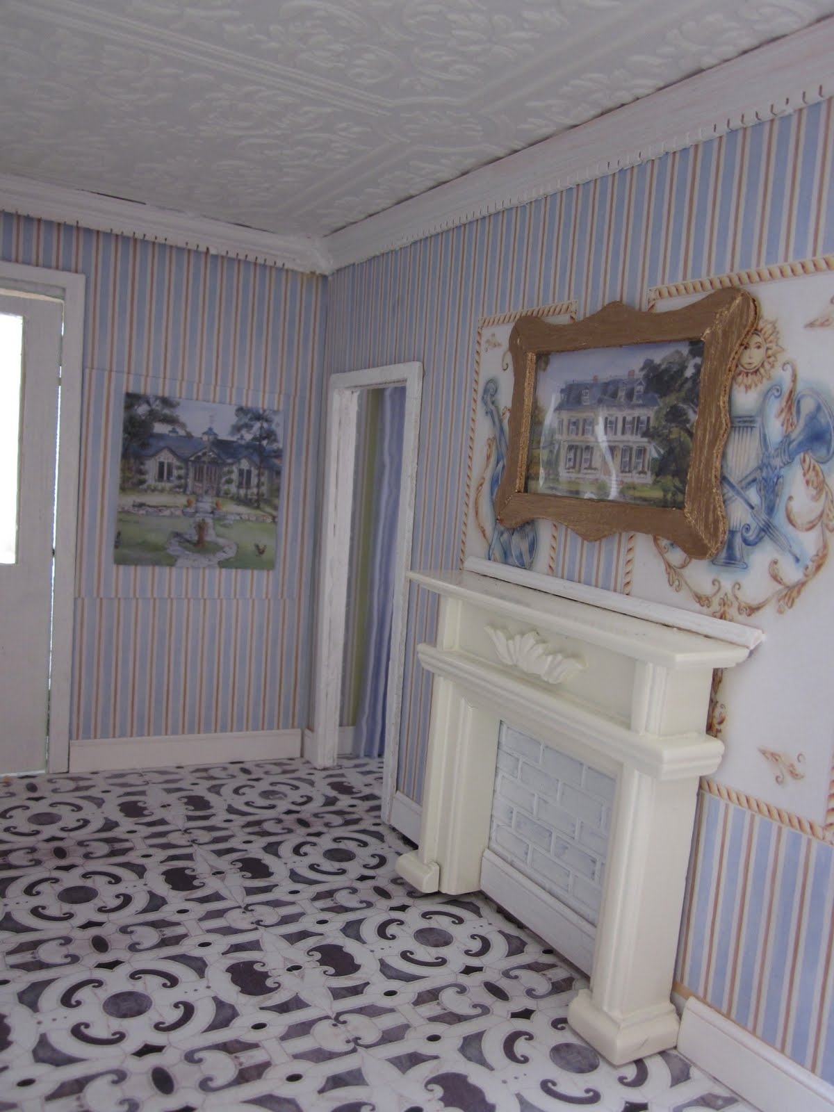 La Grande MaisonThe Greenleaf Garfield Dollhouse The Foyer & Living Room in the Greenleaf