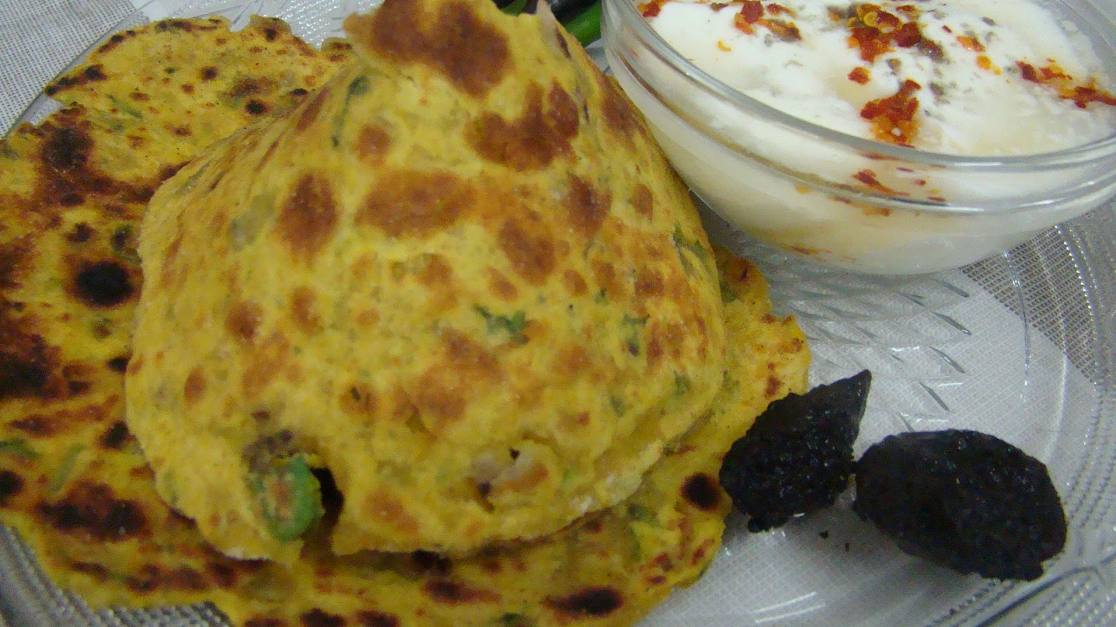 Missi RotiWhole Wheat Chapati with Gram Flour Baketitude