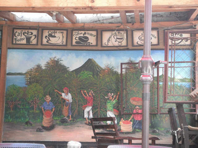San Pedro La Laguna Guatemala cafe las cristalinas mural