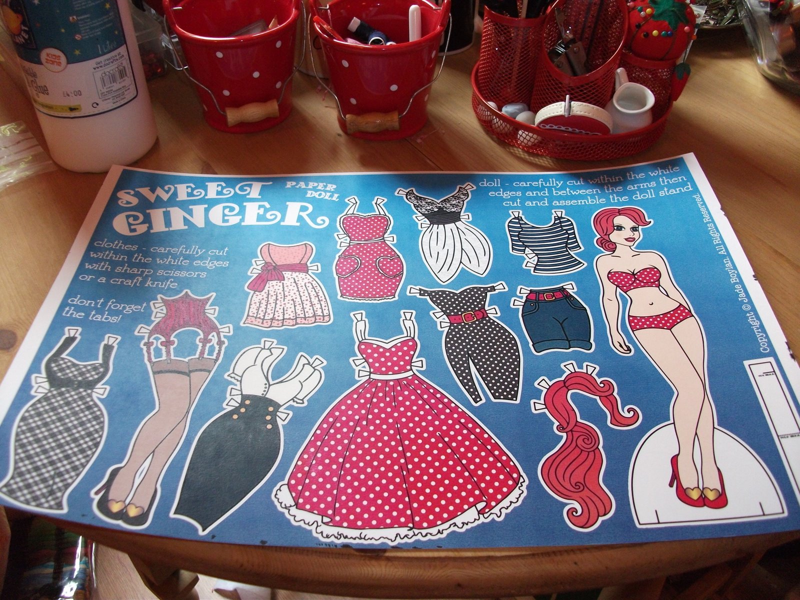 Candy Colour Your World Paper Dolls and Pinup fashion