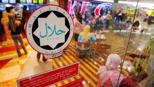 Check It Out !!: Soal Wisata Muslim Terbaik Malaysia No. 1 Indonesia No. 6