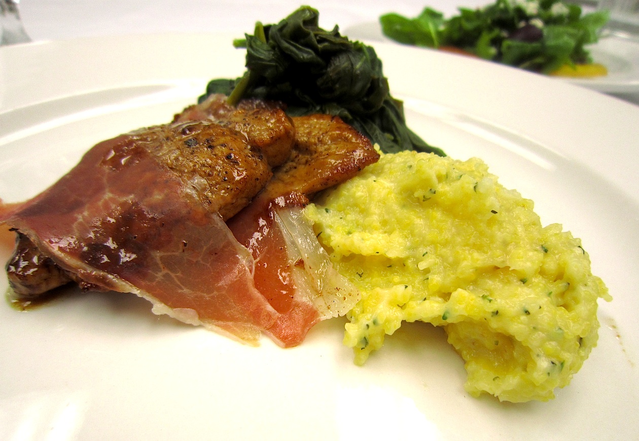 Red Mangos Creamy Garlic and Herb Polenta