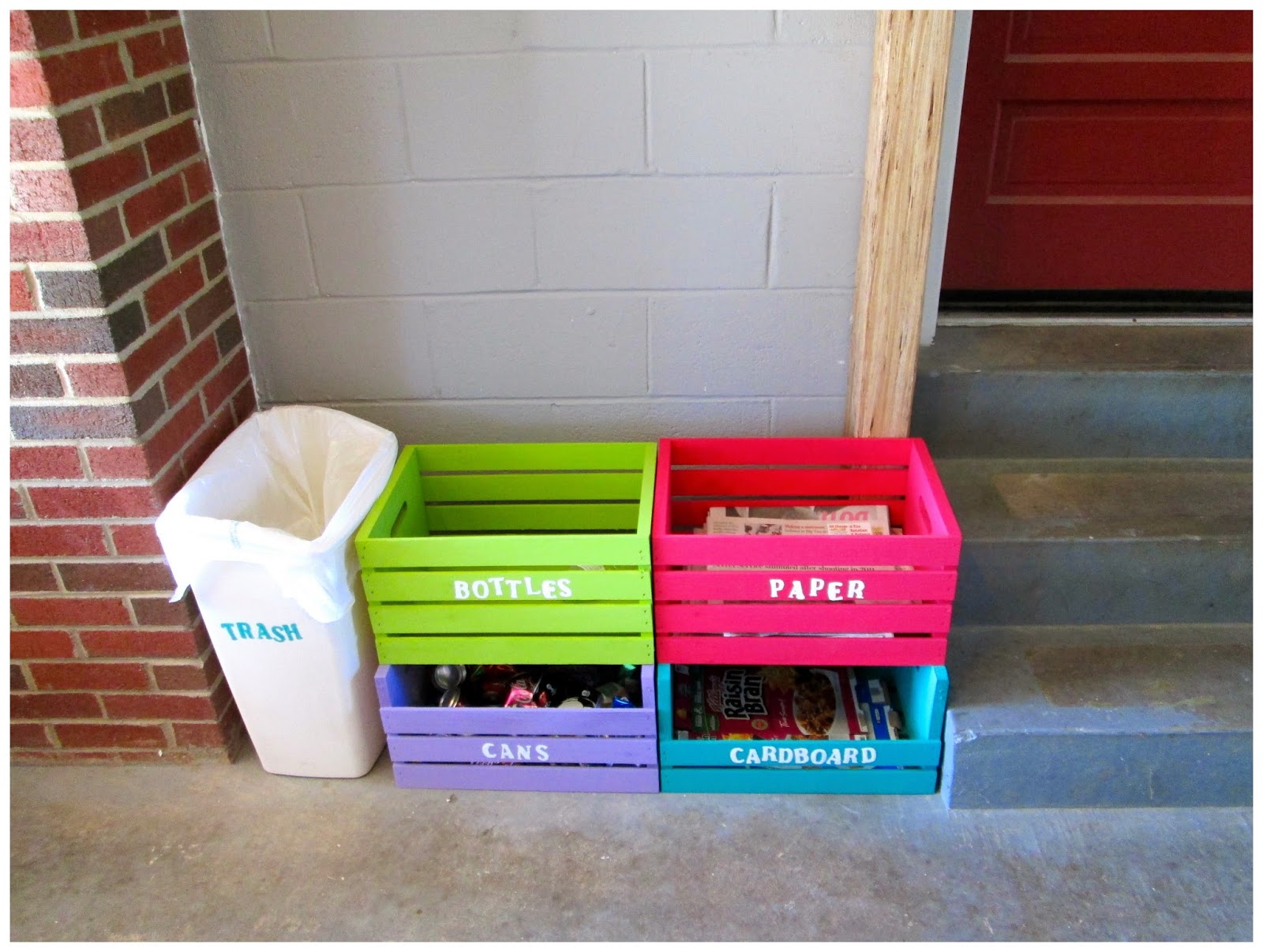 Laura's Plans Easy D.I.Y. Home Recycling Center