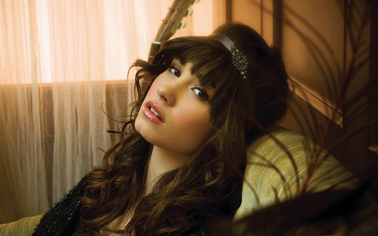 Demi+lovato+hot+pics+2011