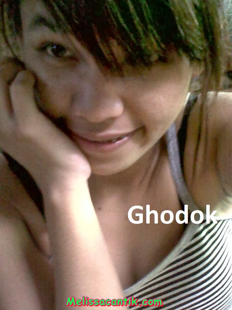 Foto ABG Narsis Pamer Toket Gede