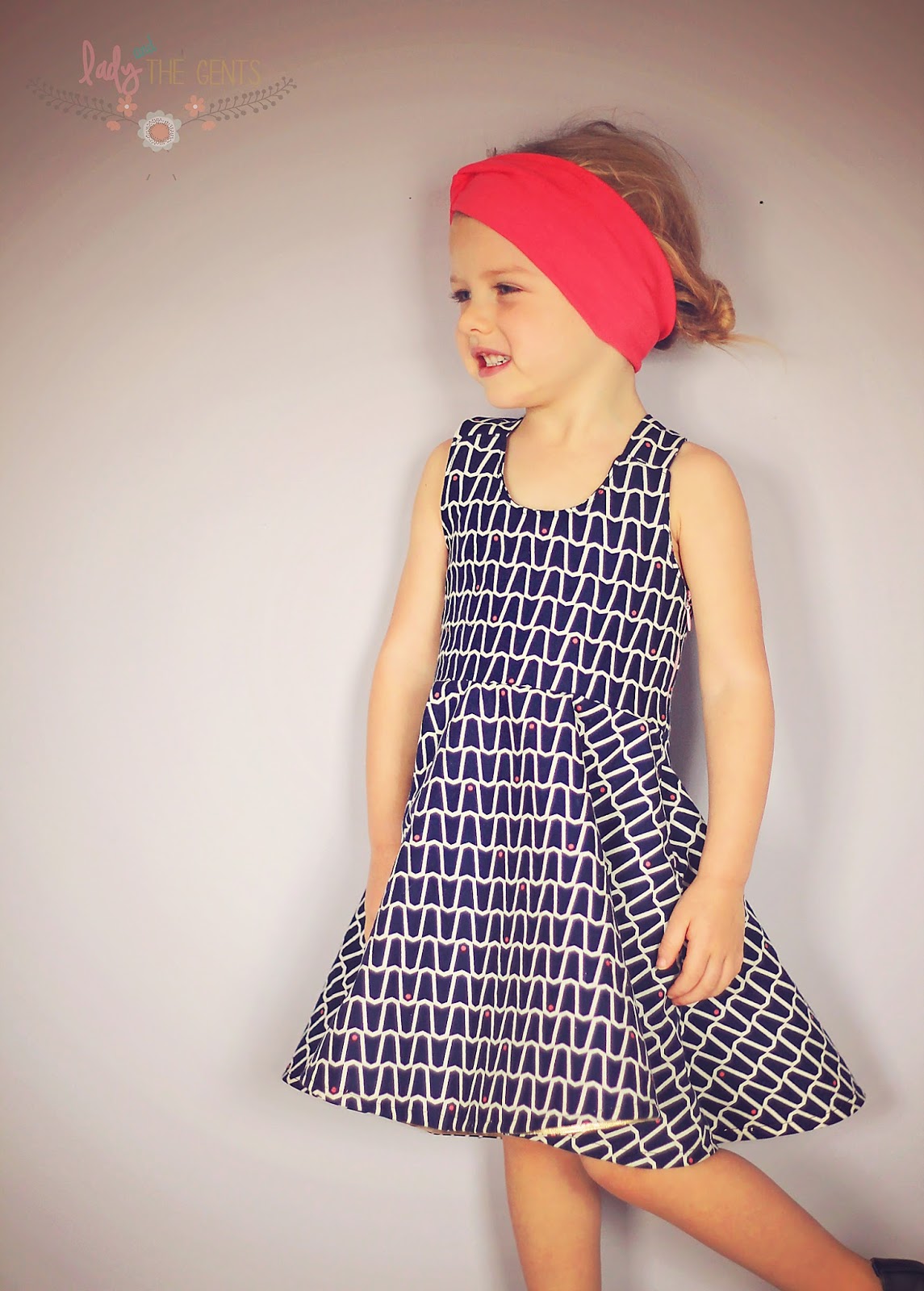 One Thimble Magazine Review {Issue 9} Lady and the gents