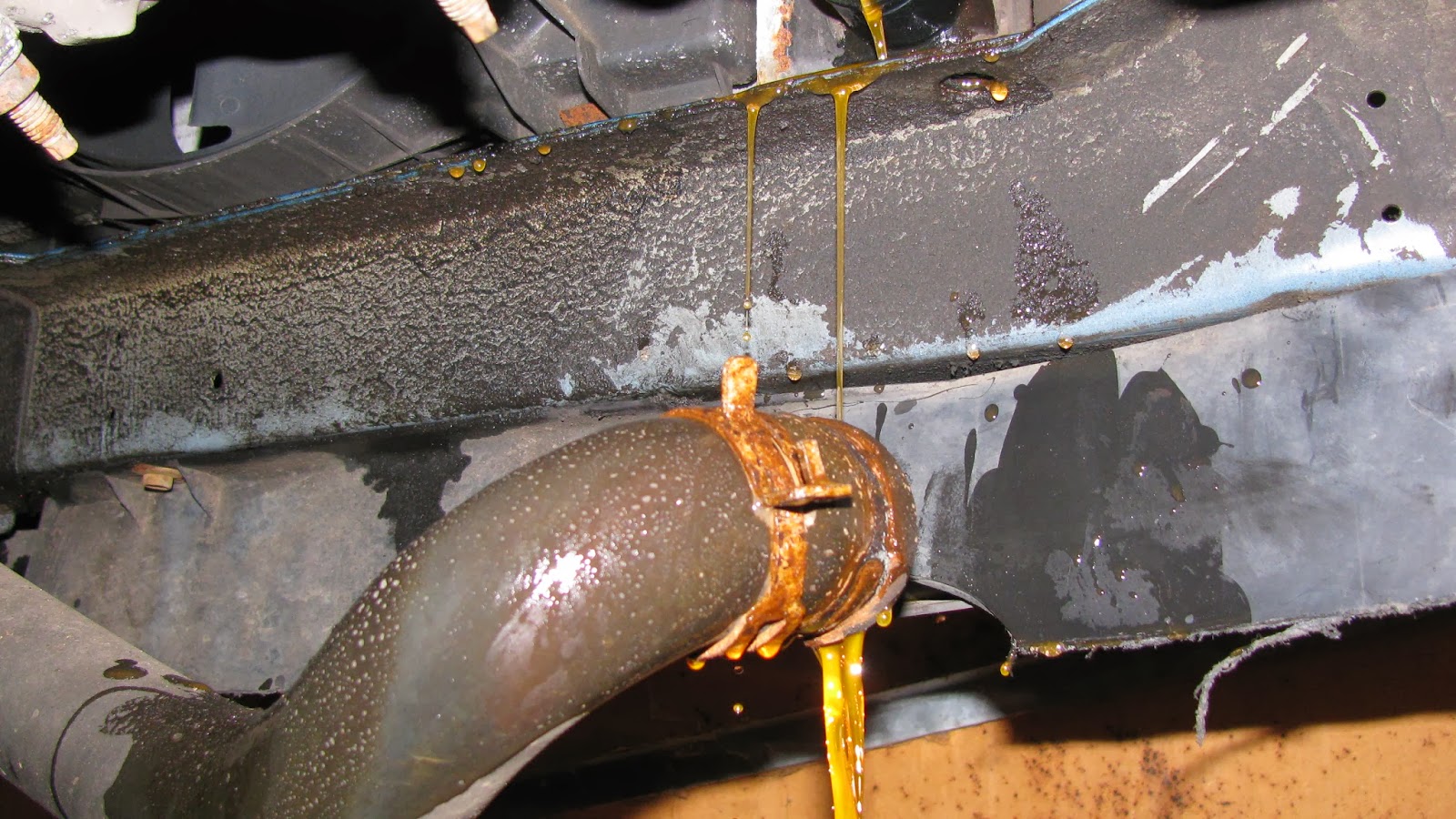 The Original Mechanic How to replace the thermostat on a 3.0L Dodge