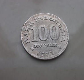 uang logam seratus rupiah uang logam seratus rupiah