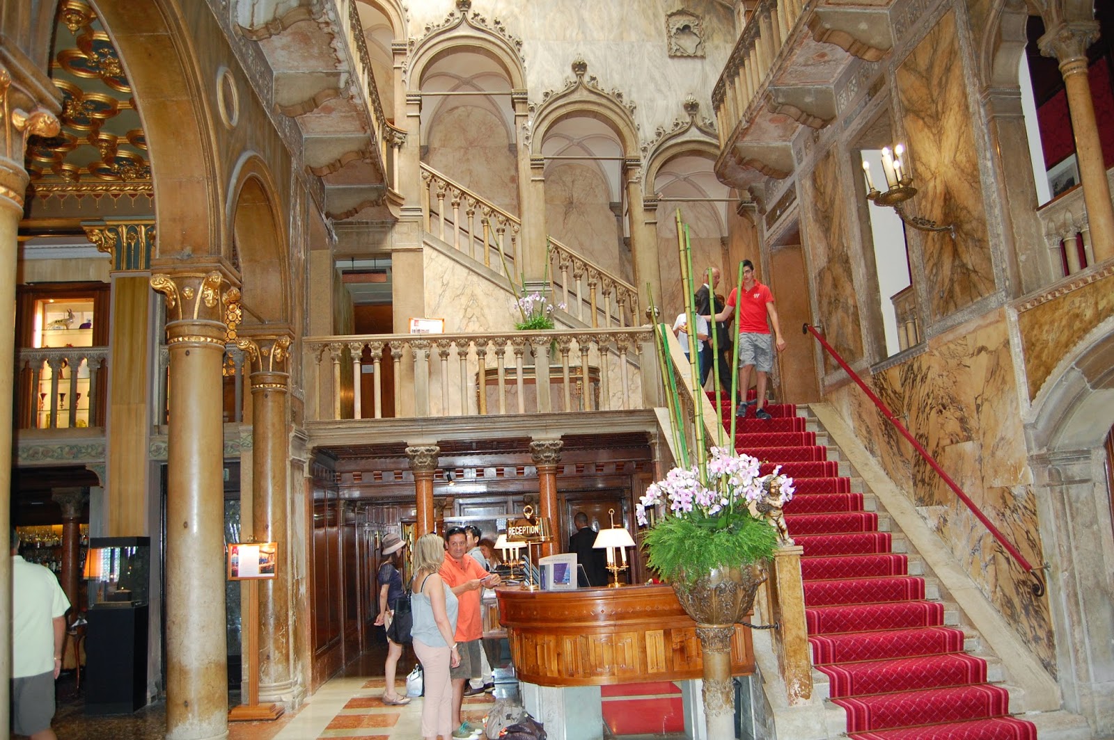 Palazzo Dandolo w środku Palazzo Dandolo w środku