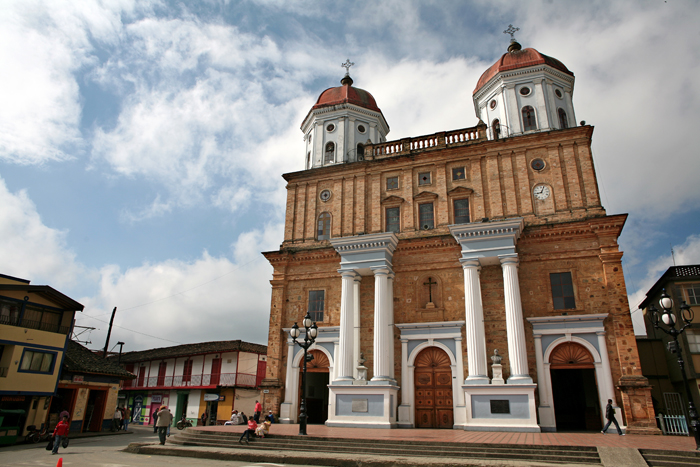 santa rosa de osos y su entorno social