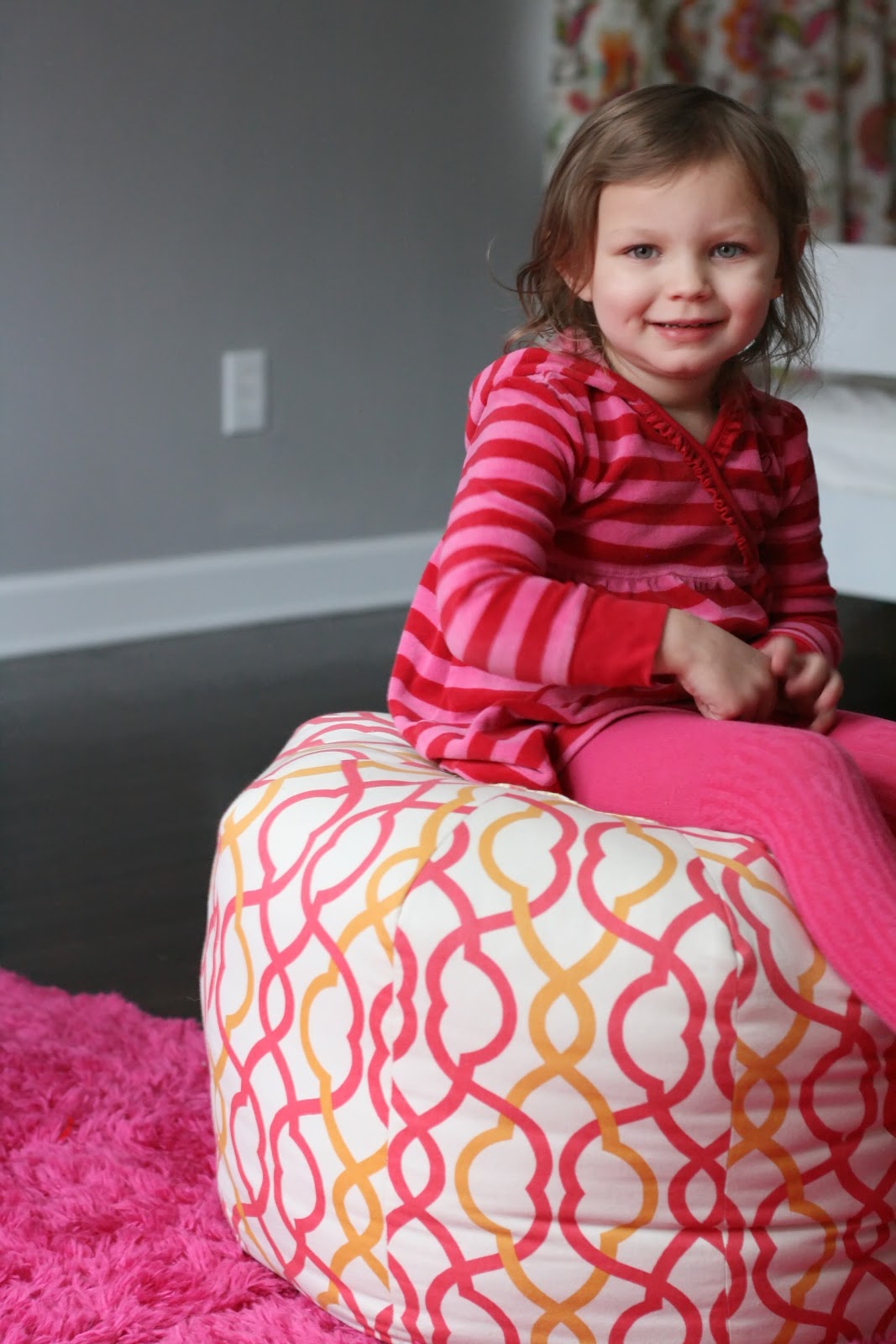 Charming Doodle...sew it, build it! Pouf