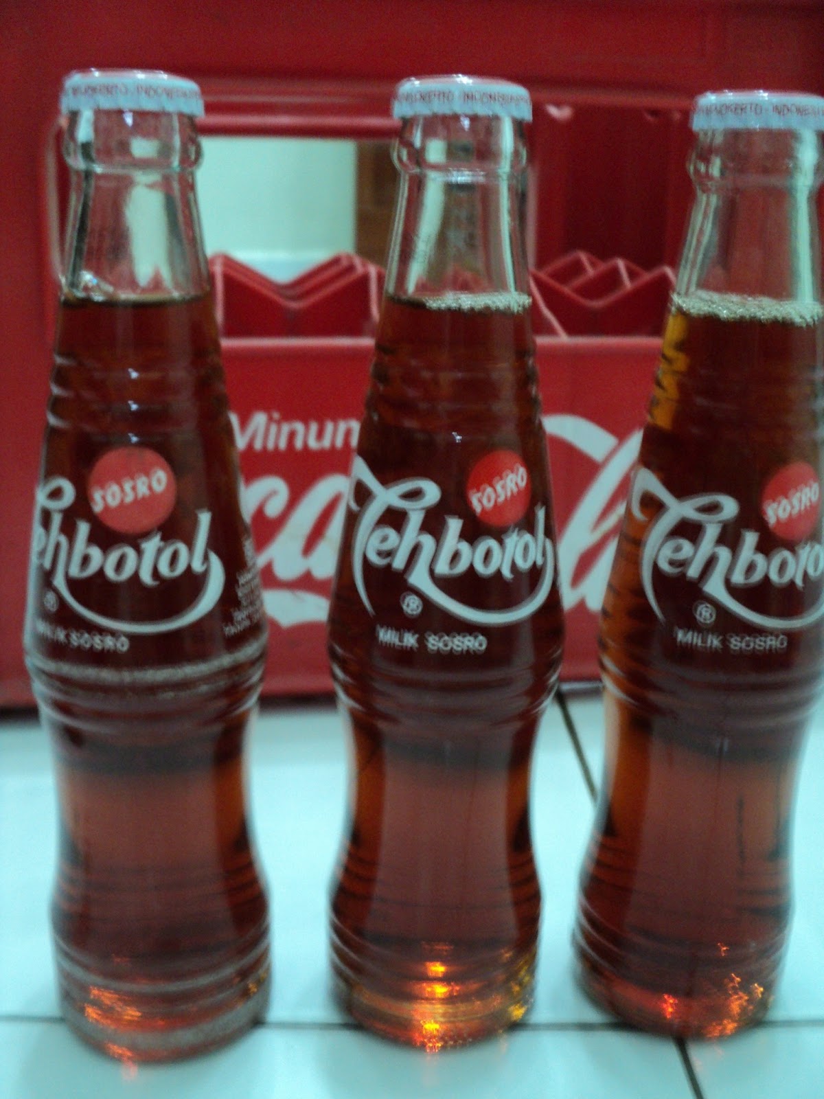 KOLEKSI PAK MAT TAHIR BARANGAN OLD SKOOL: Produk minuman botol Indonesia...