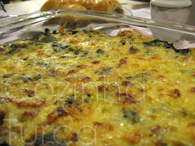 Espinafres Gratinados (Fırında Kıymalı Ispanak)