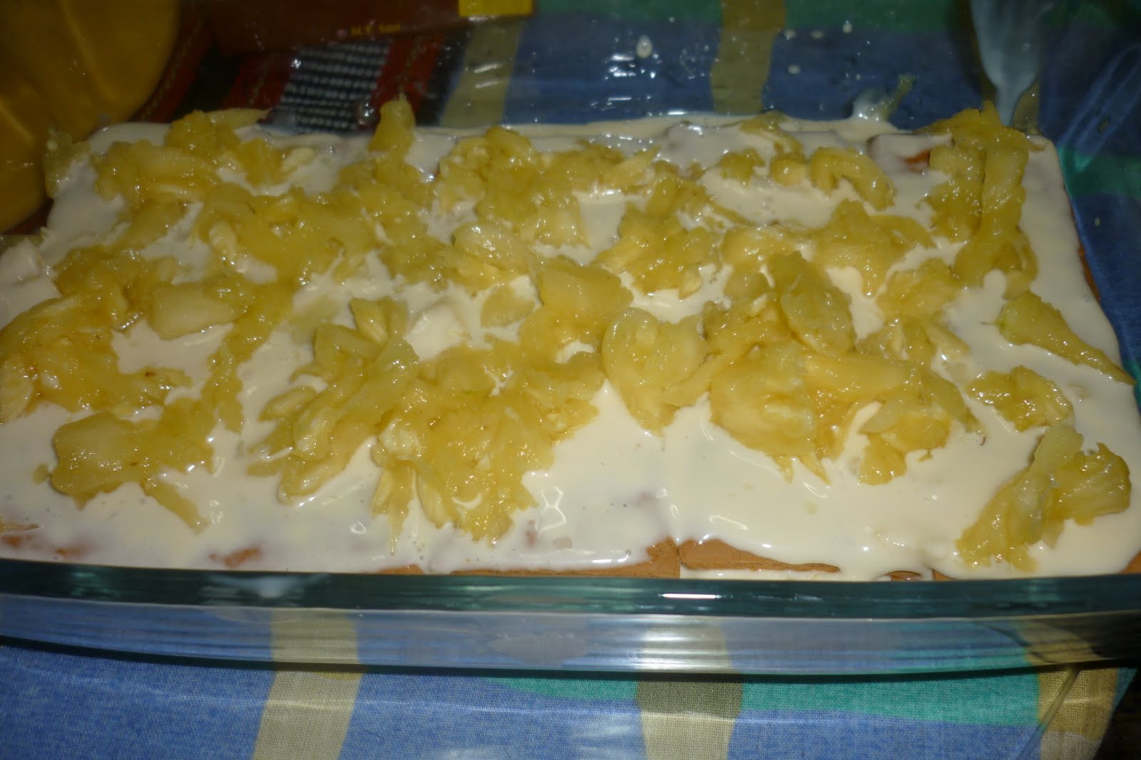 Sweet Macaroons pineapple graham dessert