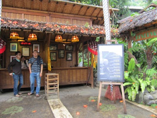Reservasi Kampung Daun