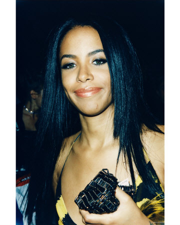 today marks the 10th anniversary of Aaliyah's passing RIP baby girl