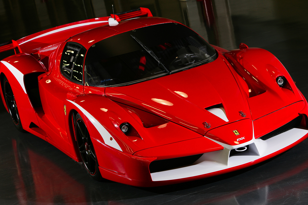 super car (Ferrari , Bugatti ,aston martin, Pagani ...