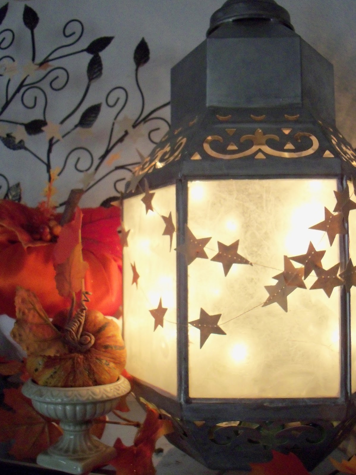 Make The Best of Things Wax Paper Frosted Glass Twinkle Lantern