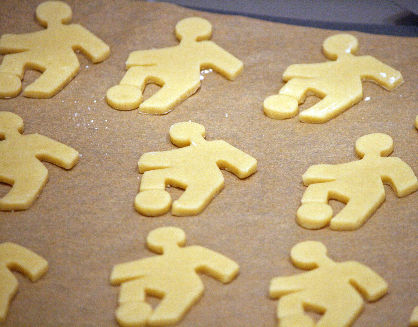 lauralovescakes... England Footballer Cookies
