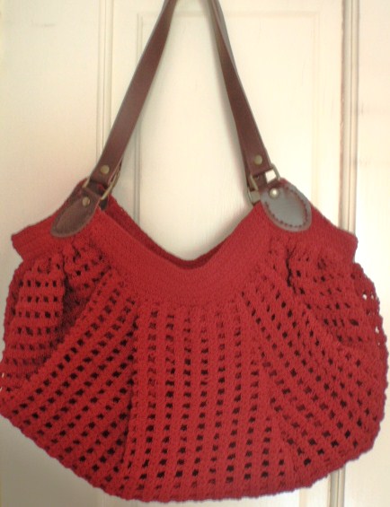 Fat Bottom Crochet Bag in Red Bag n Craft