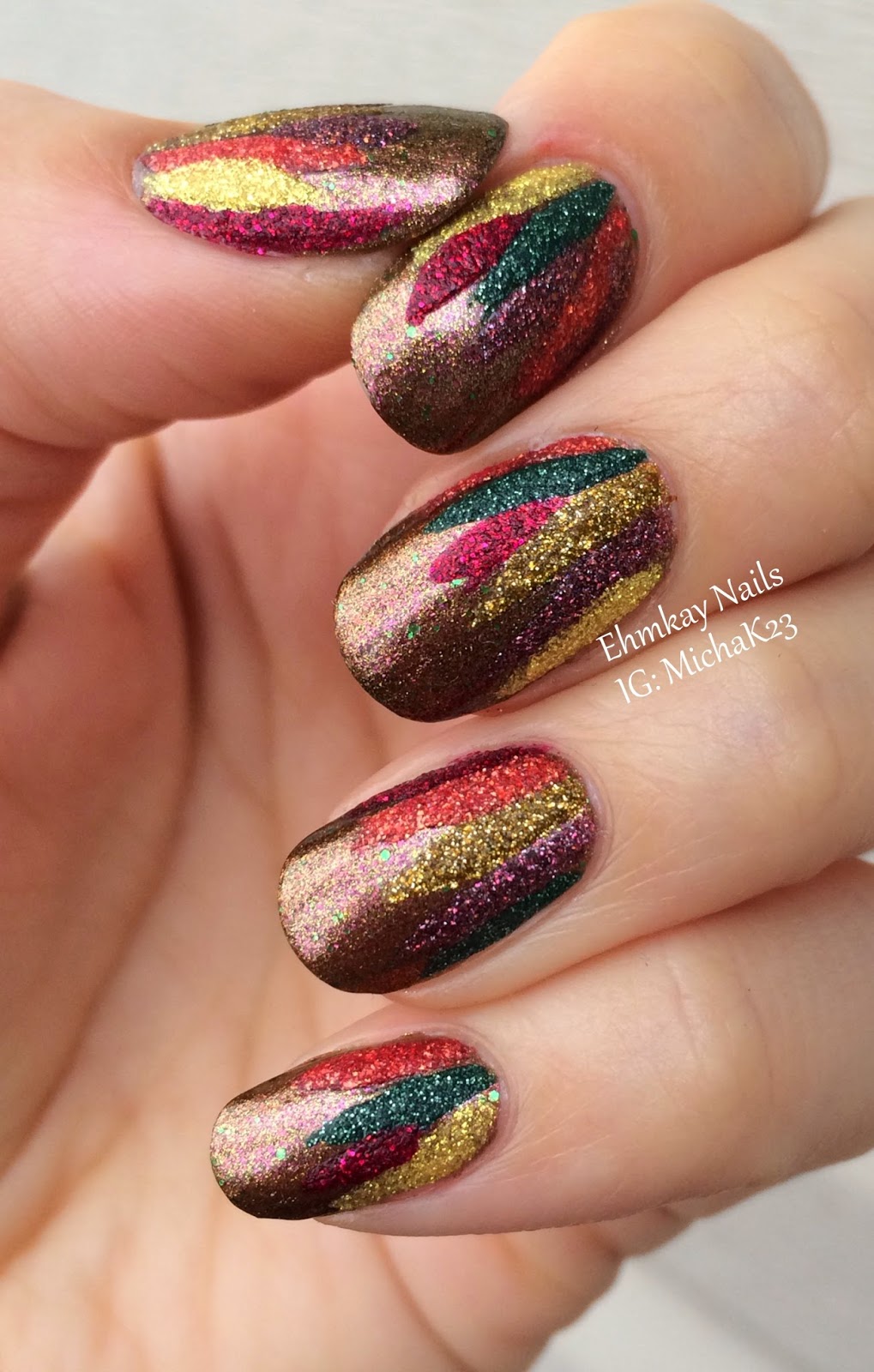 ehmkay nails: Abstract Turkey Feathers Nail Art