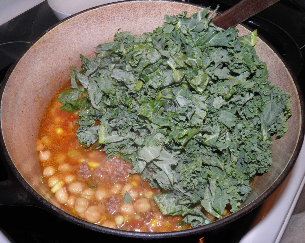Docaitta Lifestyle Healthy, Hearty Beef & Kale Soup