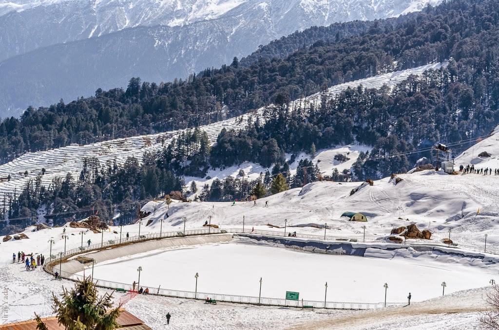 frozen lake auli, holiday location India artificial lake in auli, Uttarakhand tourism
