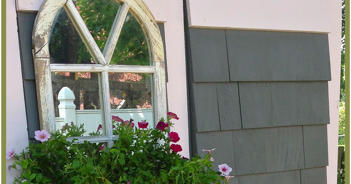 A Thrifter in Disguise Outdoor Shower Enclosure