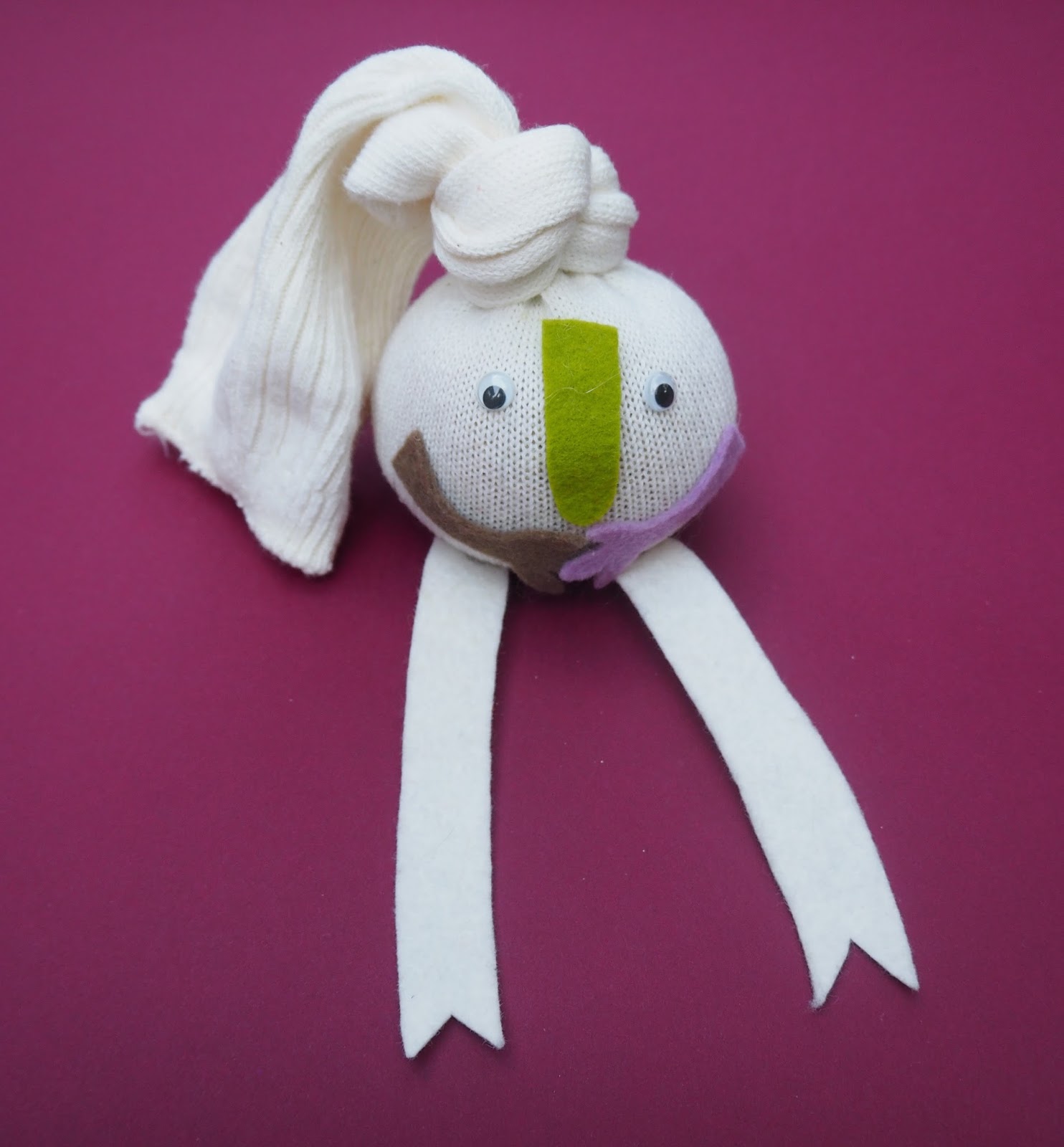 Coloured Buttons: The Odd Bods: No Sew Sock Dolls