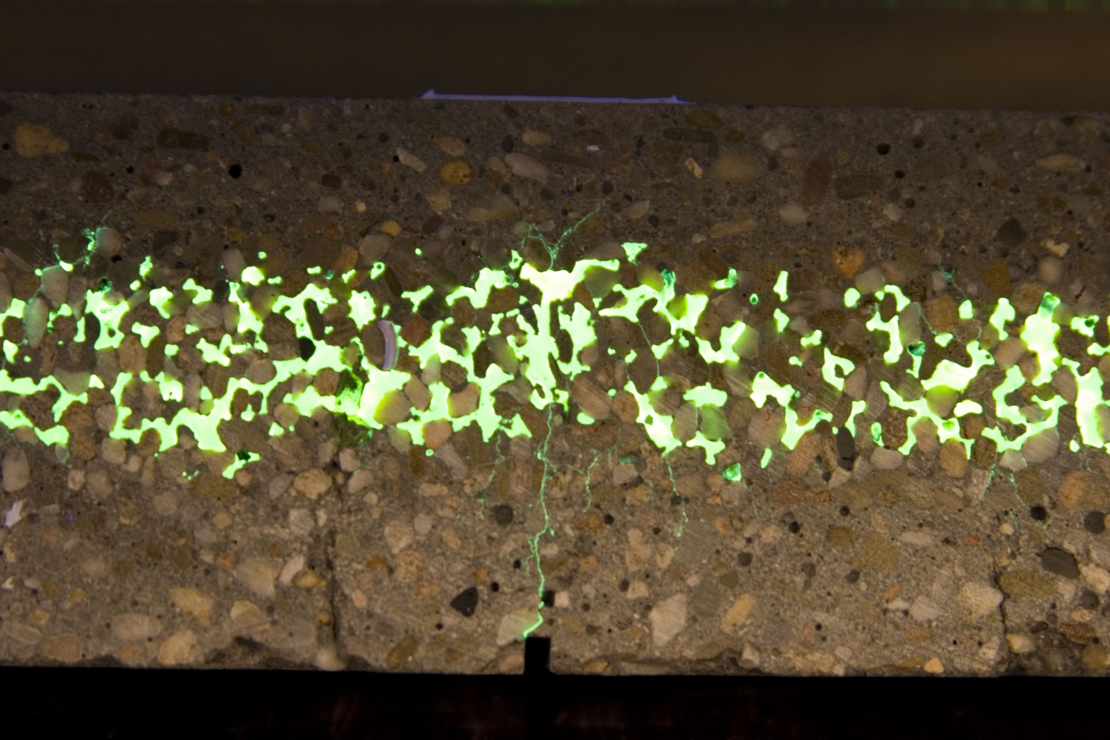 Crack Healing In Hydration Concrete