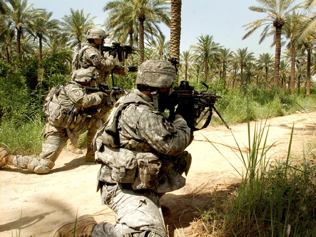 http://4.bp.blogspot.com/-0m0dwUYBSJE/T1LziHtm4uI/AAAAAAAAQxk/XQuuFcMBGno/s1600/US+Army+Wallpaper+(2).jpg