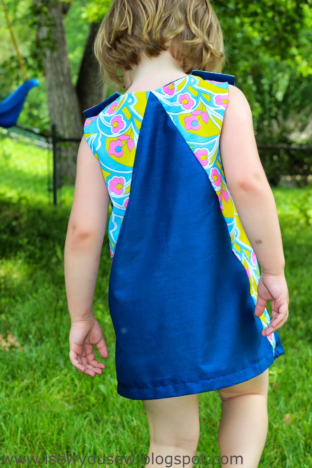 I Sew, You Sew Retro Reproduction Dress Kansas City