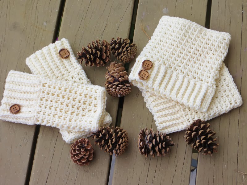 Crochet Dreamz: Brooklyn Fingerless Mitts or Wrist Warmers ...