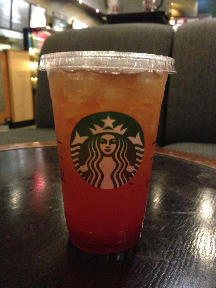 tetadventurer New Discovery at Starbucks Black Iced Tea with Strawberry