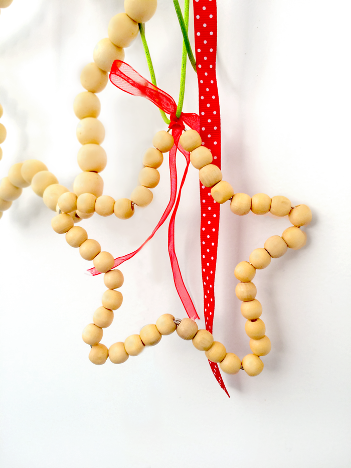 DIY-Natural-wood-bead-christmas-ornaments.png