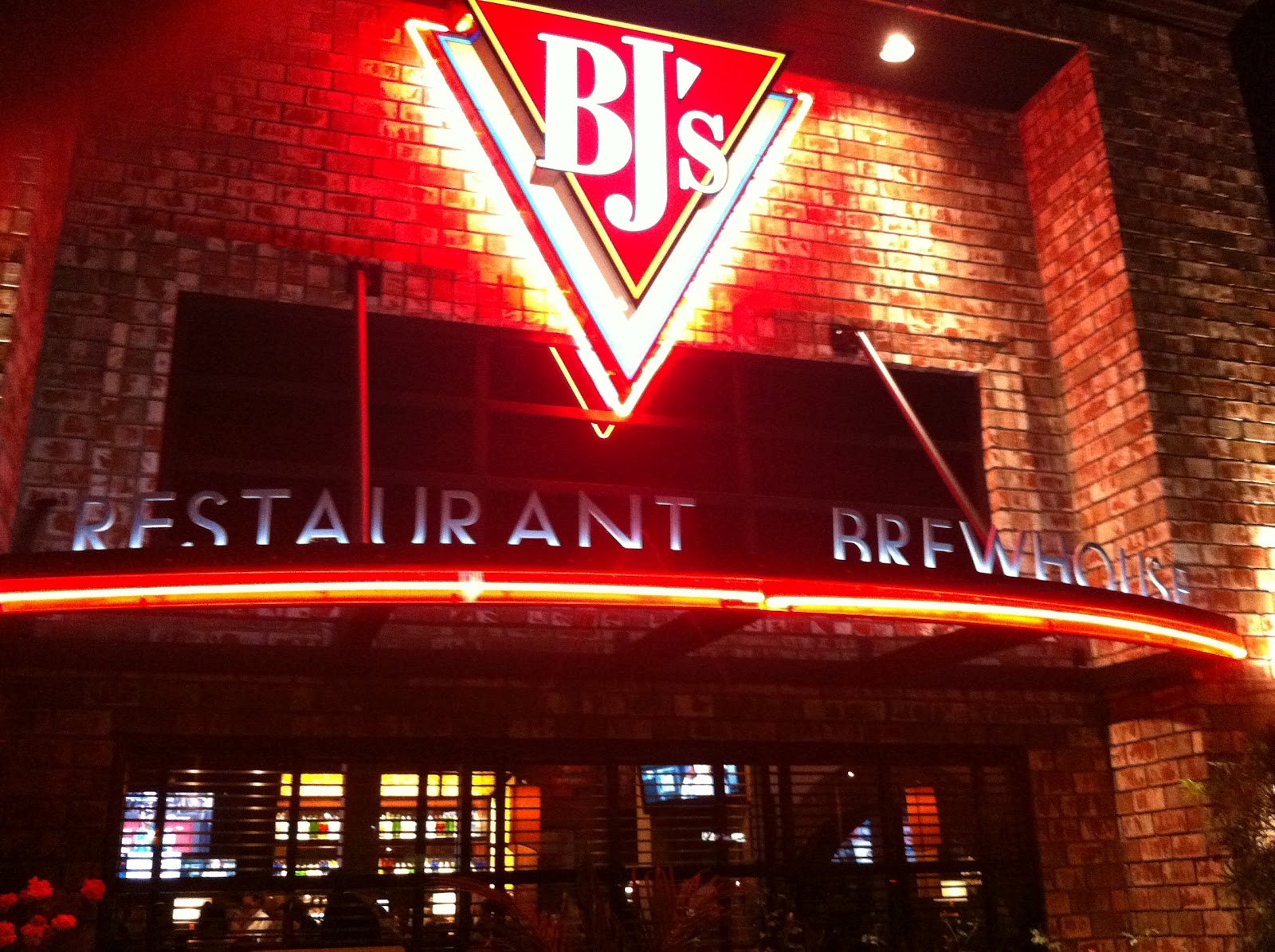 TASTE OF HAWAII BJ'S RESTAURANT AND BREWHOUSE, HUNTINGTON BEACH, CA