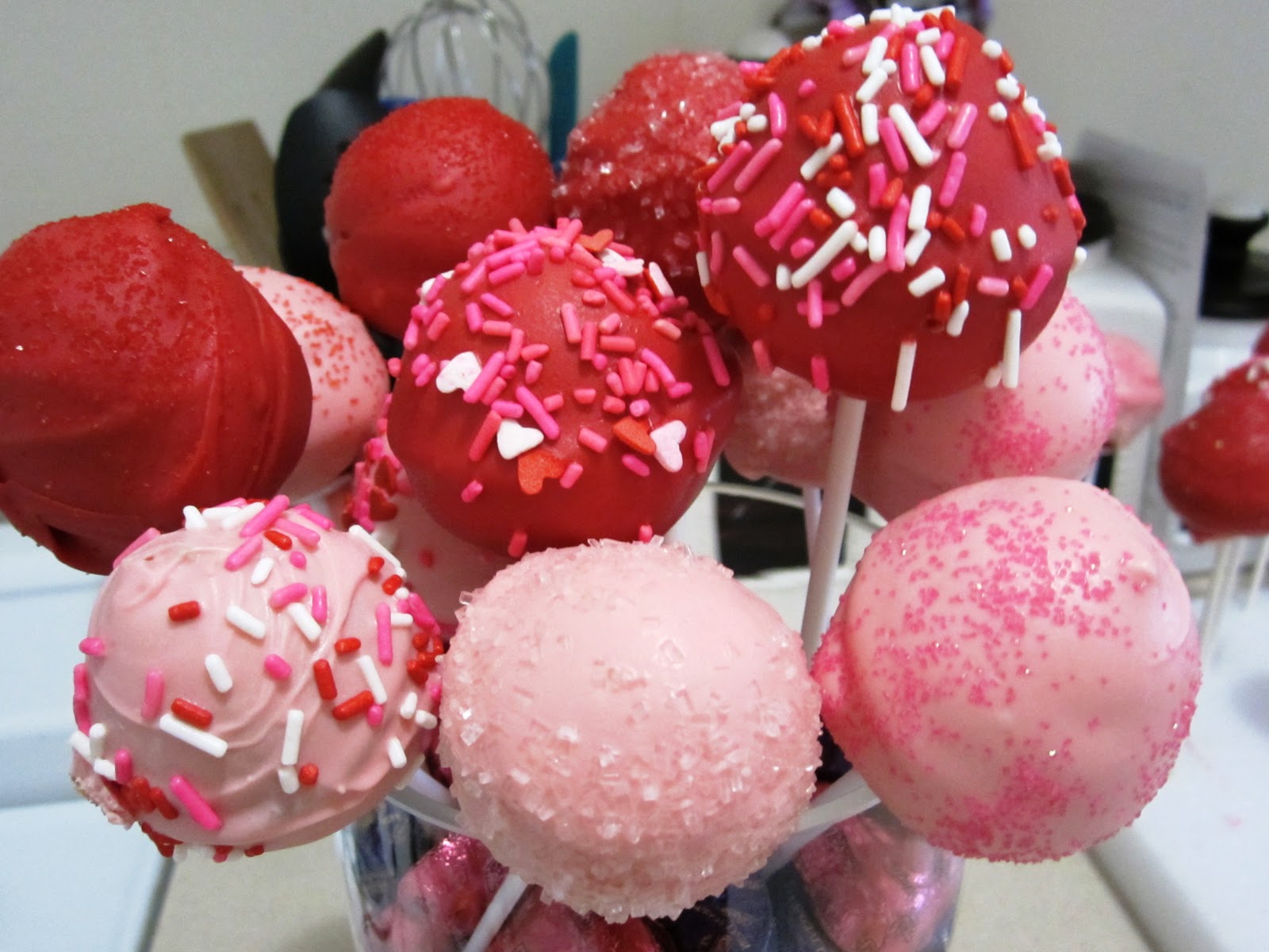PinsterSisters Valentine’s Day Cake Pops