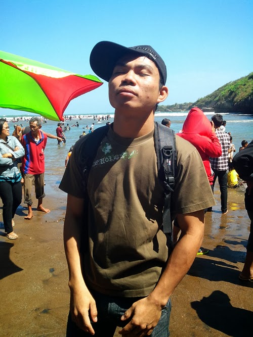 Pantai Baron - Jogjakarta Edi JPG di pantai Baron