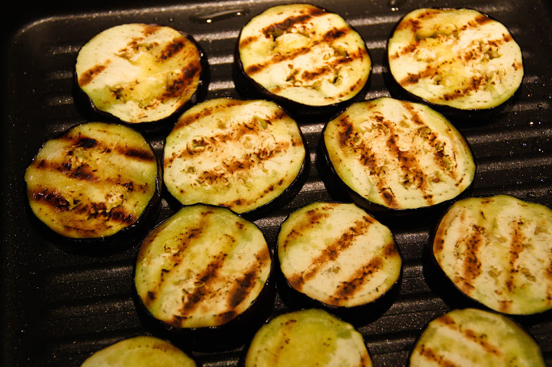 Grilled Eggplant & Goat Cheese Salad (glutenfree, contains dairy