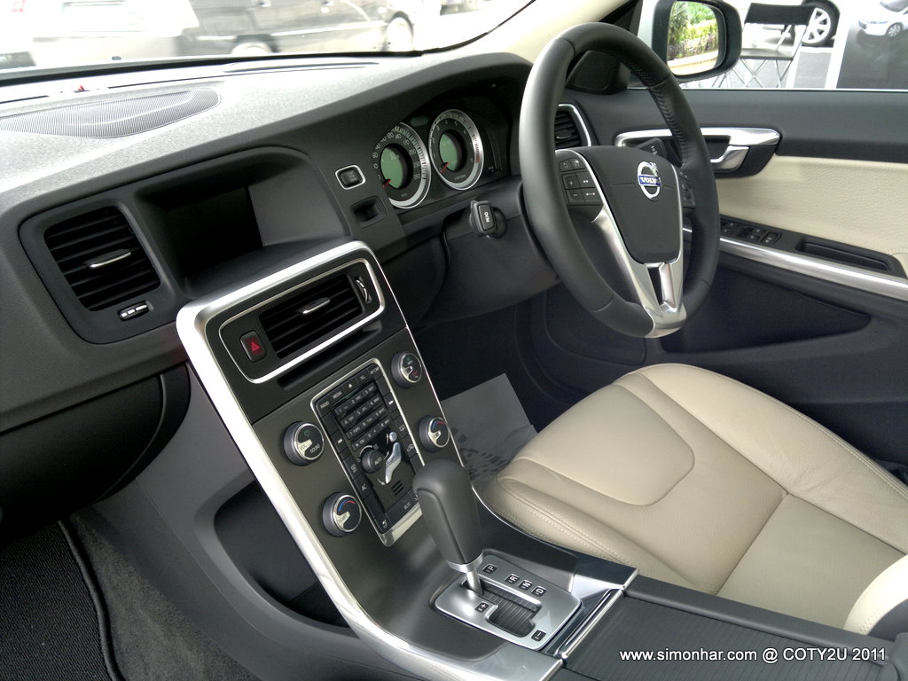 Automatives+Tech Gadgets Volvo S60 T4