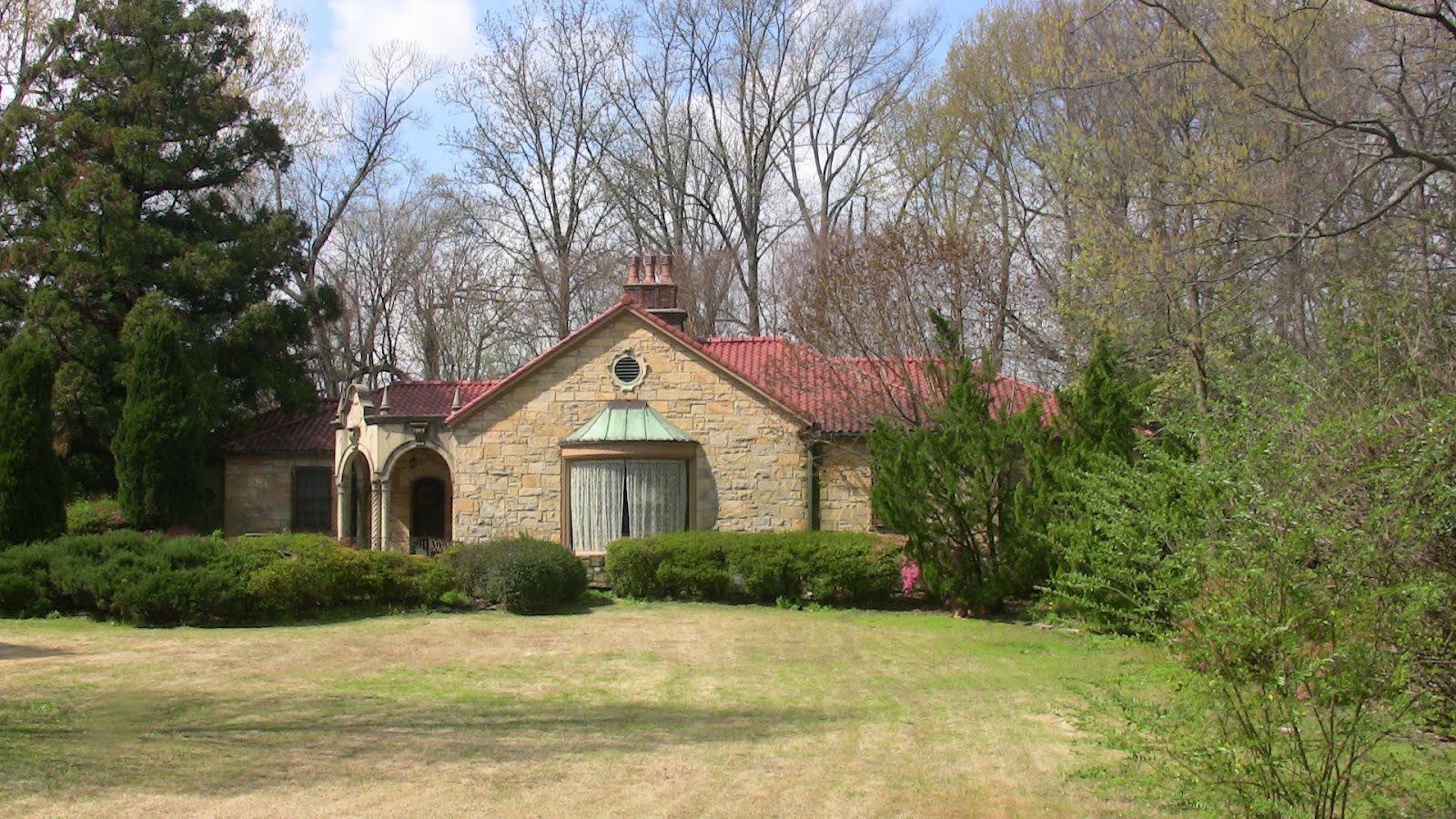 Lovely Memphis Hein Park Homes for Sale 3/13/2012