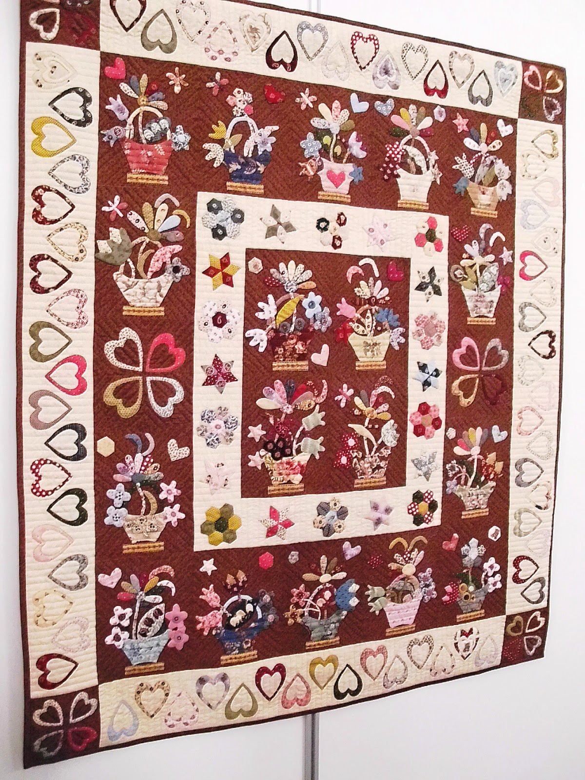 DSCI4732.JPG (1200×1600) Applique quilts, Quilt border, Quilts