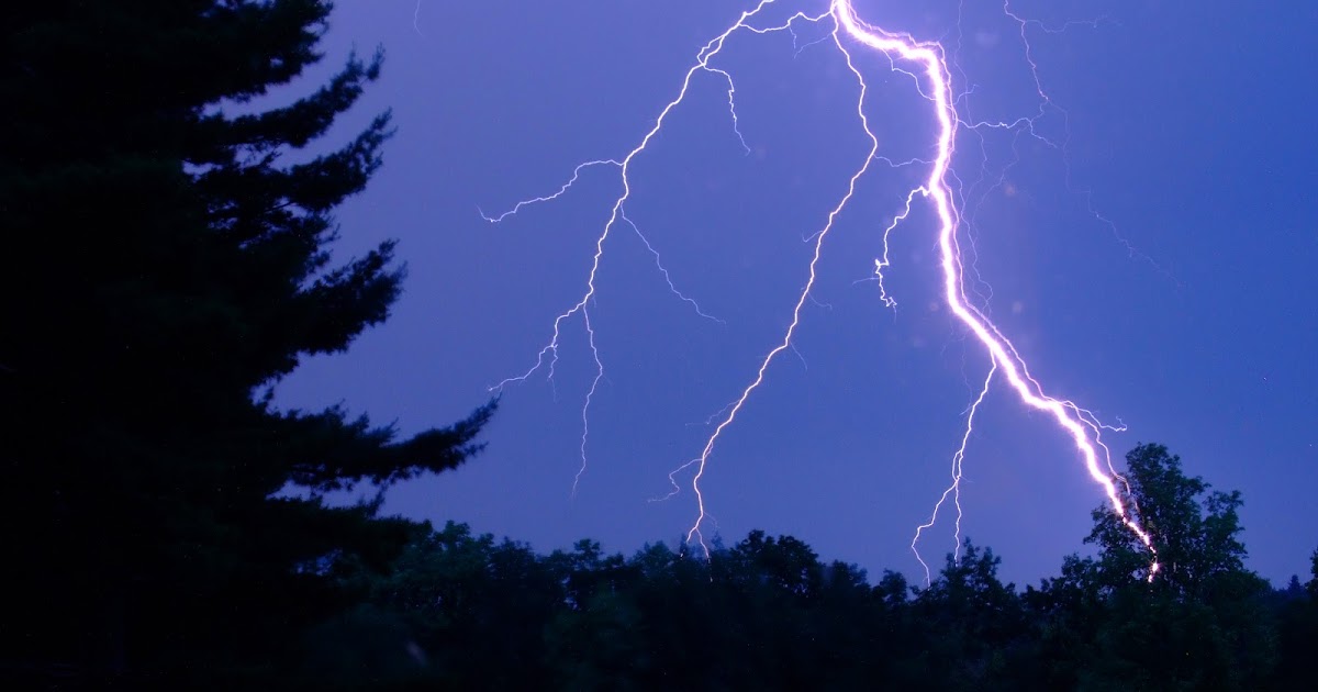 Disaster Kit Survival Skills 101 How to Avoid Being Struck by Lightning